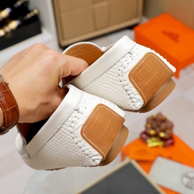 【HERMES】 Классические туфли с закрытым носком, идентичные моделиз
