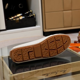 【HERMES】 Классические туфли с закрытым носком, идентичные моделиз