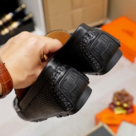 【HERMES】 Классические туфли с закрытым носком, идентичные моделиз