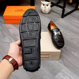 【HERMES】 Классические туфли с закрытым носком, идентичные моделиз
