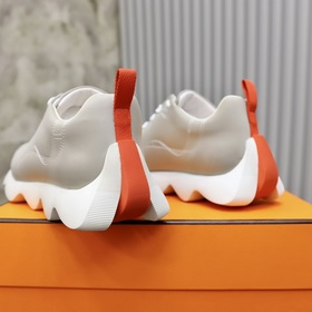 Кожаная подкладка для ног Бренд： HERMES 【Hermès Описание： Новейши