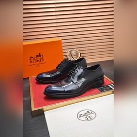 【HERMES】 (овечья кожа внутри) Итальянский роскошный бренд. Он не