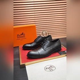 【HERMES】 (овечья кожа внутри) Итальянский роскошный бренд. Он не