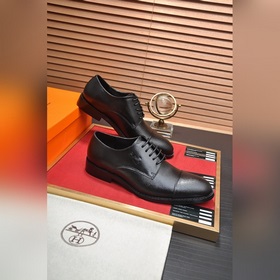 【HERMES】 (овечья кожа внутри) Итальянский роскошный бренд. Он не 
