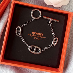Неожиданно разнообразный и неожиданно красивый! Браслет Hermes Pi