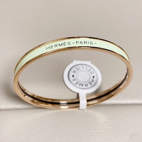 Hermes эмалевый браслет нового дизайна в светло-мятном цвете, мин