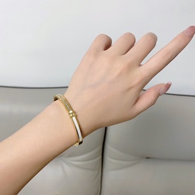 Браслет Hermes с бриллиантами в форме буквы H, 14 карат, с покрыт