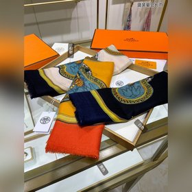 Самые популярные товары года от H 【Длинный шарф для торжественных