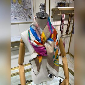 Новая модель из кашемира. Все, кто приобрел, отмечают ее привлека
