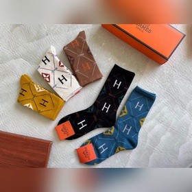 Hermes · Hermes Большие новые женские носки средней длины из крол