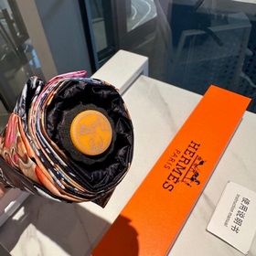 Hermès Покер. Представляем вам эксклюзивный трехсекционный автома