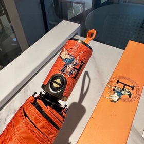 Hermès Представляем вам эксклюзивный трехсекционный автоматически