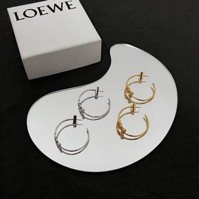 L0EWE Luoyiwei серьги-гвоздики кольцевая застежка с гравировкой L