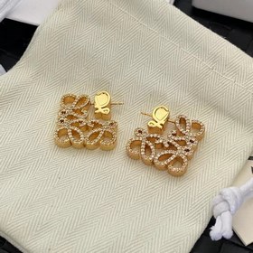 1880 Новинка 2023 года. Серьги LOEWE с бриллиантами. Влюбилась с