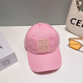 LOEWE Новая оригинальная бейсболка с оригинальным дизайном. Отлич