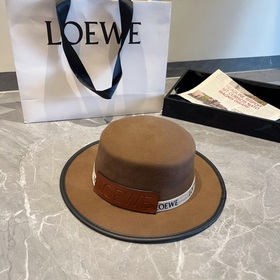 LOEWE Осенняя и зимняя новинка： шляпа с плоским верхом, 100% шерс