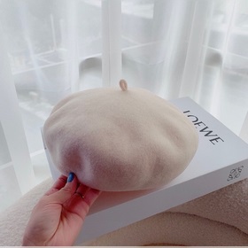 LOEWE 2023 осенне-зимняя коллекция новых моделей шерстяных берето