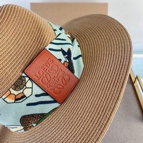 В комплекте с пылезащитным чехлом  【Loewe Новая модель шляпы-пан