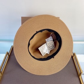 В комплекте с пылезащитным чехлом  【Loewe Новая модель шляпы-пан