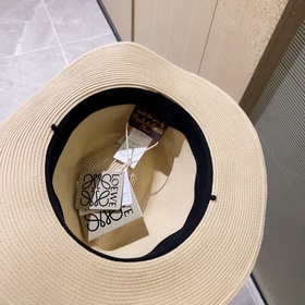 В комплекте с пылезащитным чехлом  【Loewe Новая модель шляпы-пан