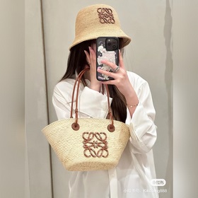 LOEWE Рафи-шляпа, полностью связанная вручную, складывается, окру