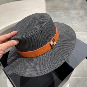 LOEWE 【Loewe】 Новая модель весенней коллекции 2023 года： соломенн