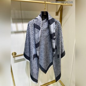 Loewe 【LOEWE фирменный платок 140】 Я очень счастлив приобрести эт