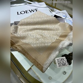 Loewe 【LOEWE фирменный платок 140】 Я очень счастлив приобрести эт