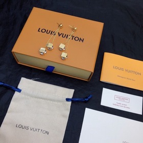 Оригинальные серьги LV, новая модель, Louis Vuitton, материал соо