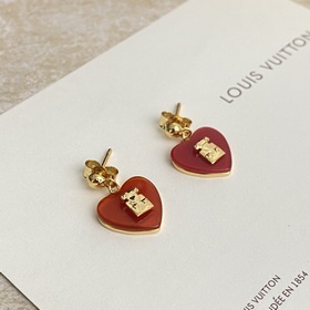 Красные сердоликовые серьги-гвоздики LV. Профессиональные серьги-