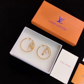Элегантные серьги LV. LOUIS VUITTON завоевали мир моды, представл
