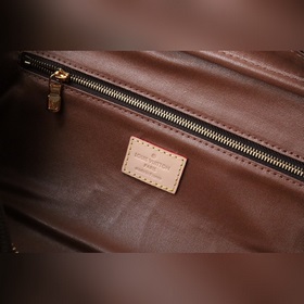 M44494 Косметичка для пожилых людей Серия туалетных сумок DOPP Ту