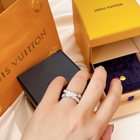 AA877 Новая модель роскошного кольца LV Louis Vuitton с бриллиант