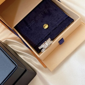 AA877 Новая модель роскошного кольца LV Louis Vuitton с бриллиант