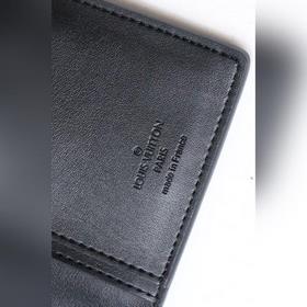 M69980 Новый кожаный кошелек Aerogram Brazza . В этом кошельке по