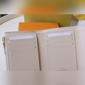 M82348 «Portefeuille Victorine» подходит для коллекции «LV Gradi
