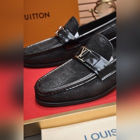 【LV】 (оригинальная кожаная подкладка) Новейшие кожаные деловые ту