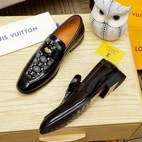 Louis Vuitton LV осенне-зимняя коллекция, полный ассортимент обув