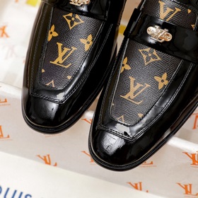 Louis Vuitton LV осенне-зимняя коллекция, полный ассортимент обув