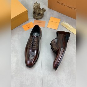 Louis Vuitton (LV) Элегантные кожаные туфли для делового стиля. Р