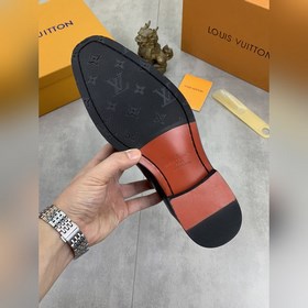 Louis Vuitton (LV) Элегантные кожаные туфли для делового стиля. Р