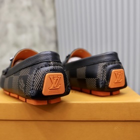 Бренд： LV Louis Vuitton Стандартный размер： 38-44 (45 на заказ) К