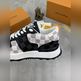 Louis Vuitton Новейшая модель на официальном сайте LV. Модные муж