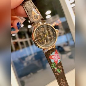 Часы Louis Vuitton с классическим дизайном. Чем старше, тем больш