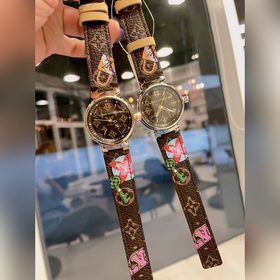 Часы Louis Vuitton с классическим дизайном. Чем старше, тем больш