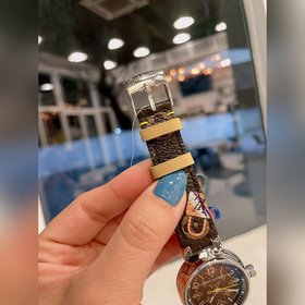 Часы Louis Vuitton с классическим дизайном. Чем старше, тем больш