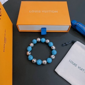 Специальная версия LV Louis Vuitton с множеством элементов стиле 