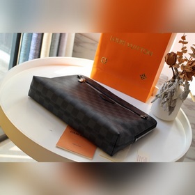 Эксклюзивные фотографии M60417 Новая модель New Pouch Ручная сумк