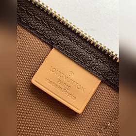 M81086 Speedy Bandoulière 20 из коллекции Vintage выполнена из тк