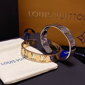 Новая серия браслетов LV Louis Vuitton с ажурным дизайном, подход